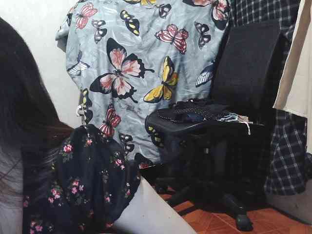 Kazzandra webcam