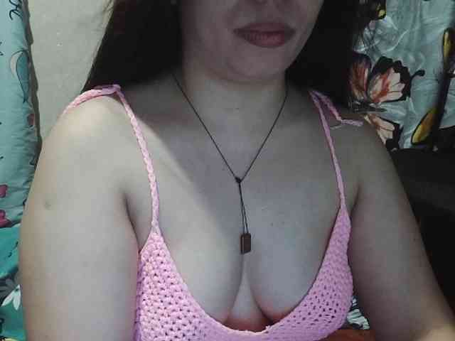 Kazzandra webcam