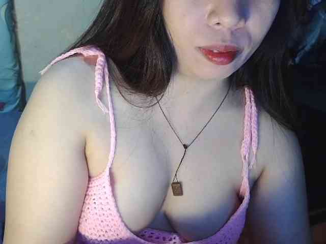 Kazzandra webcam