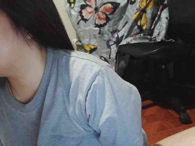 Kazzandra webcam