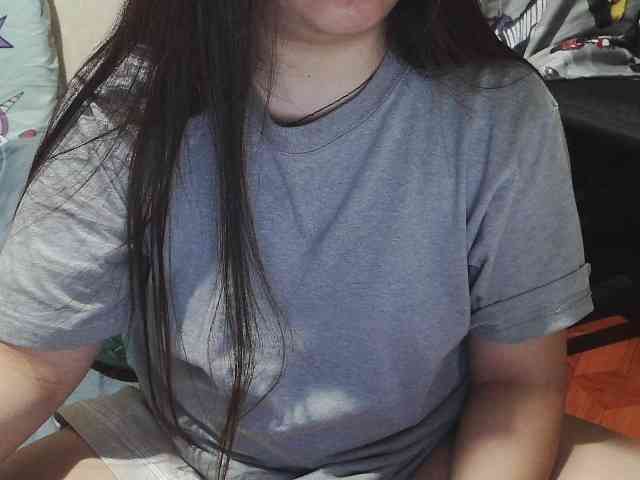 Kazzandra webcam