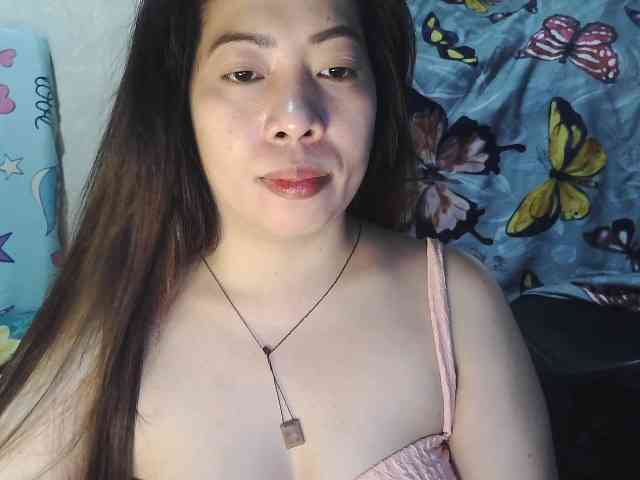 Kazzandra webcam