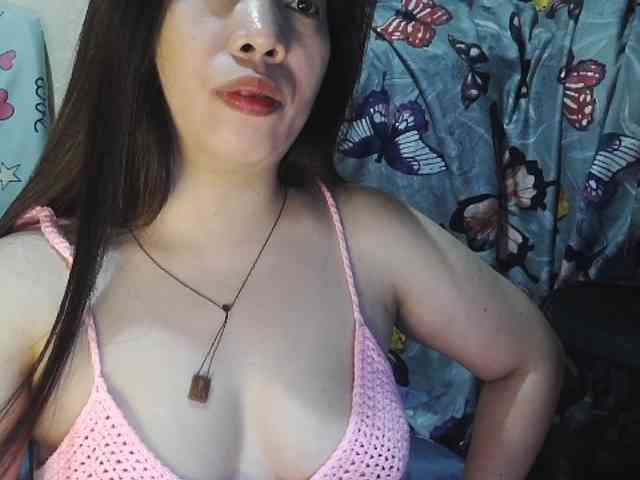 Kazzandra webcam