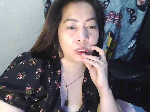 Kazzandra webcam