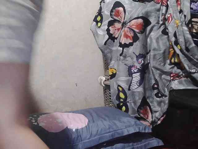 Kazzandra webcam