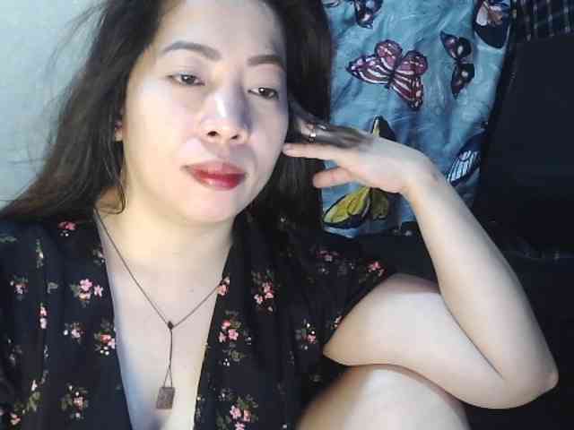Kazzandra webcam