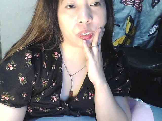 Kazzandra webcam