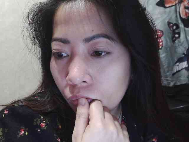 Kazzandra webcam
