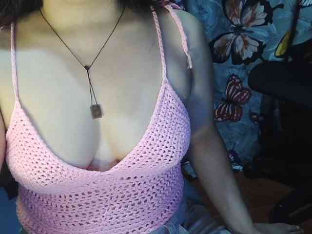 Kazzandra webcam