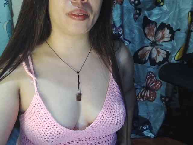 Kazzandra webcam