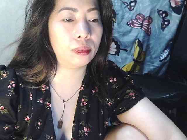 Kazzandra webcam