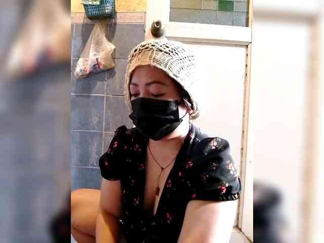 Kazzandra webcam