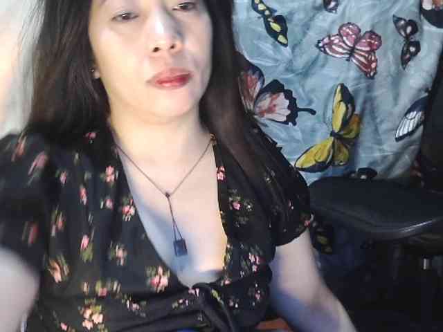 Kazzandra webcam