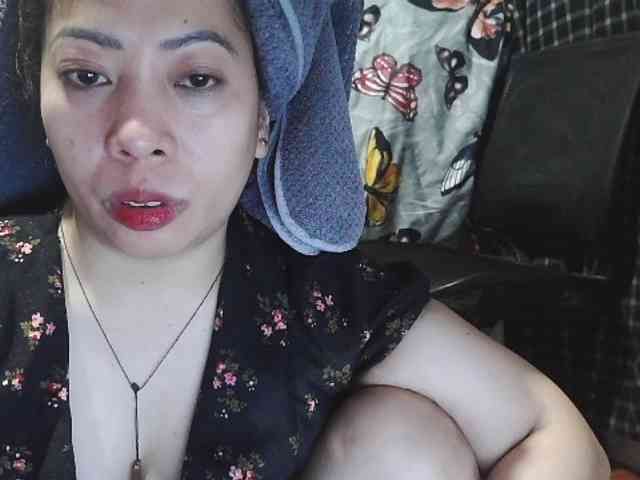 Kazzandra webcam