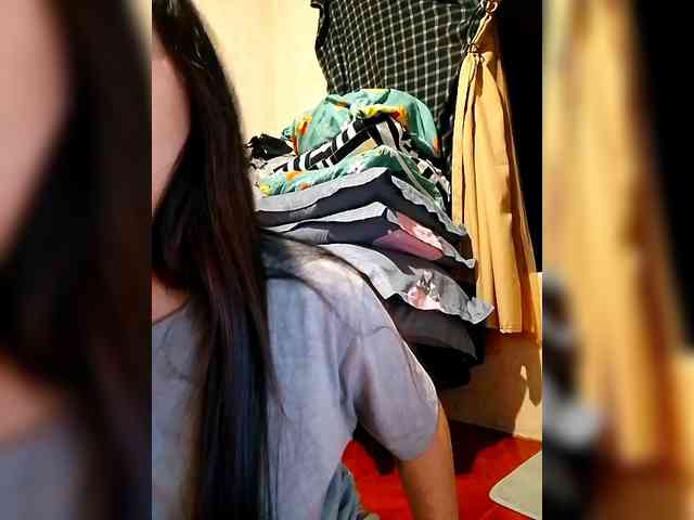 Kazzandra webcam