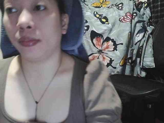 Kazzandra webcam