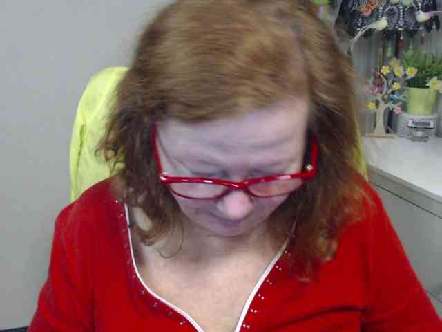 flirty-adele webcam