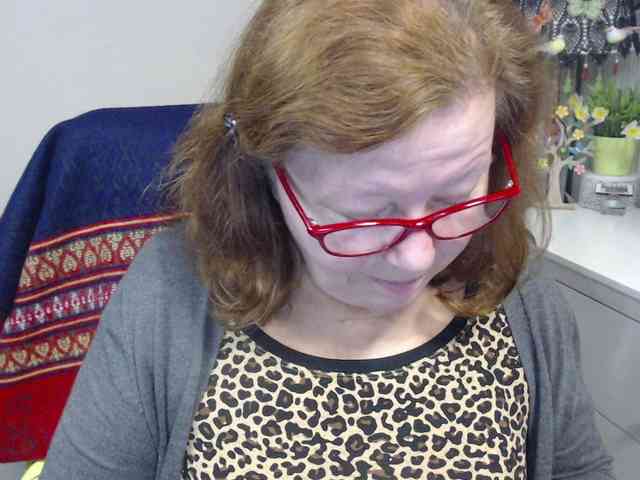 flirty-adele webcam
