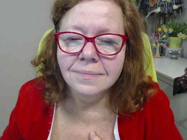 flirty-adele webcam