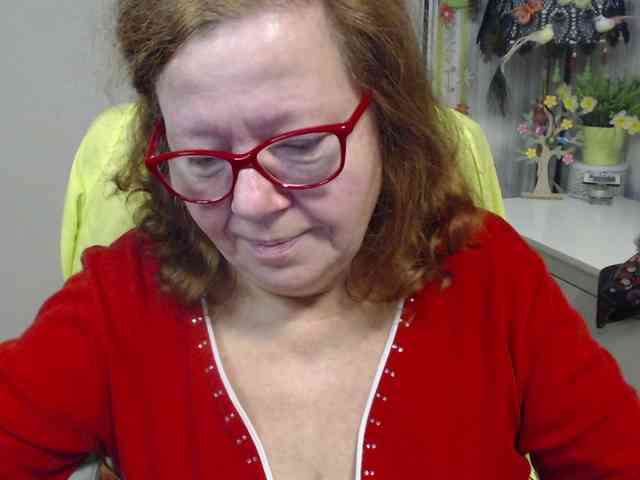 flirty-adele webcam
