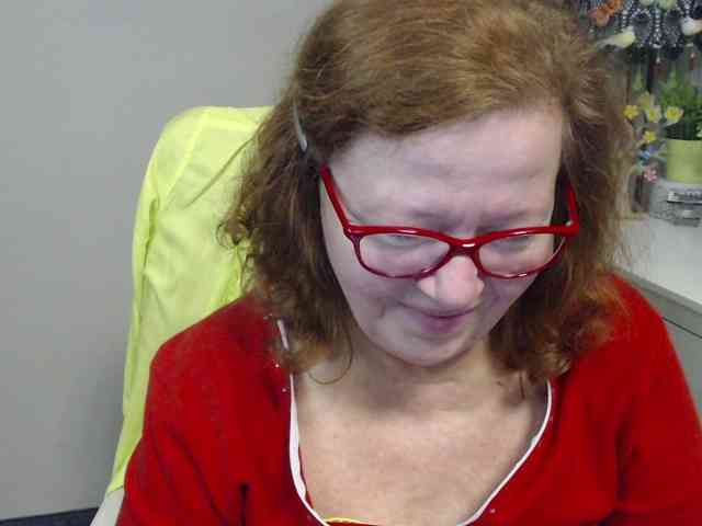 flirty-adele webcam