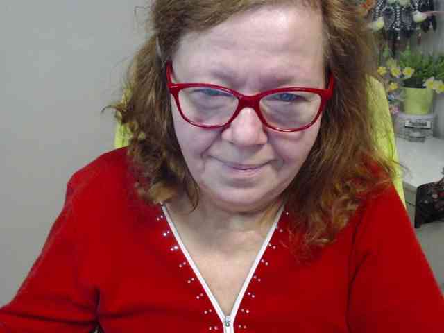 flirty-adele webcam