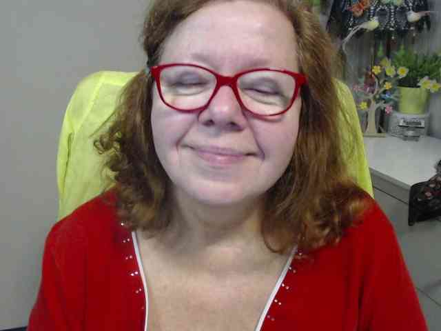 flirty-adele webcam