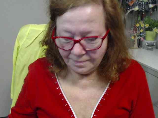 flirty-adele webcam