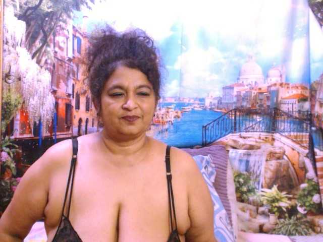 Indianstar75 webcam