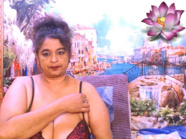 Indianstar75 webcam