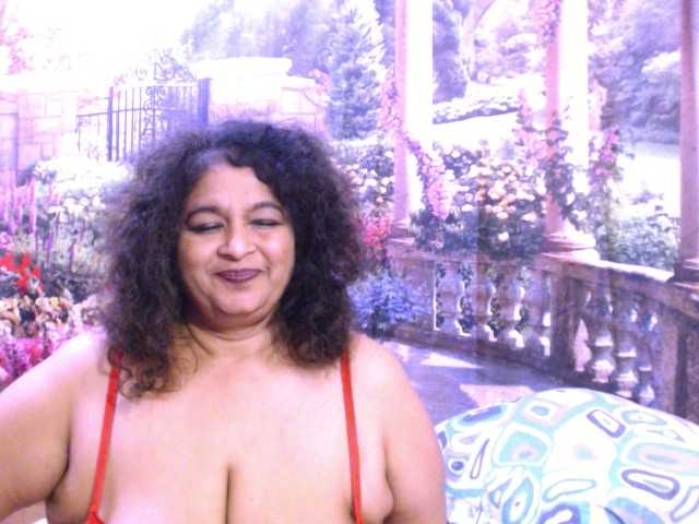 Indianstar75 webcam