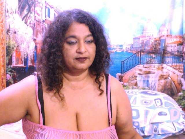 Indianstar75 webcam