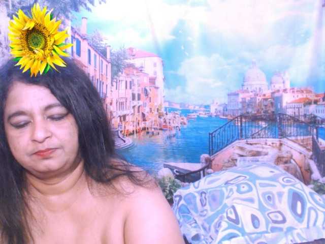 Indianstar75 webcam