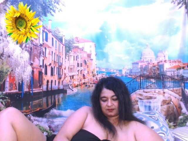 Indianstar75 webcam