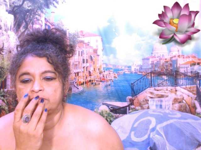 Indianstar75 webcam