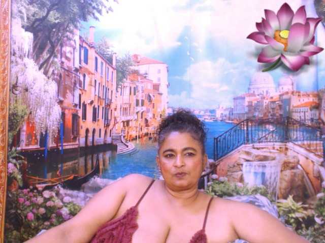Indianstar75 webcam
