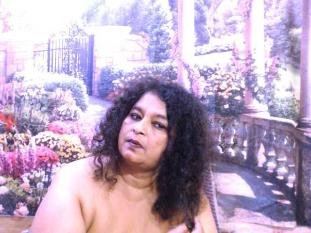 Indianstar75 webcam