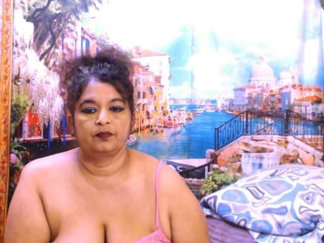 Indianstar75 webcam