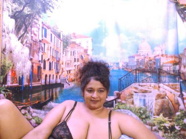 Indianstar75 webcam