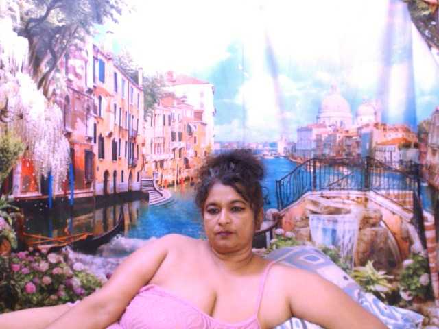 Indianstar75 webcam