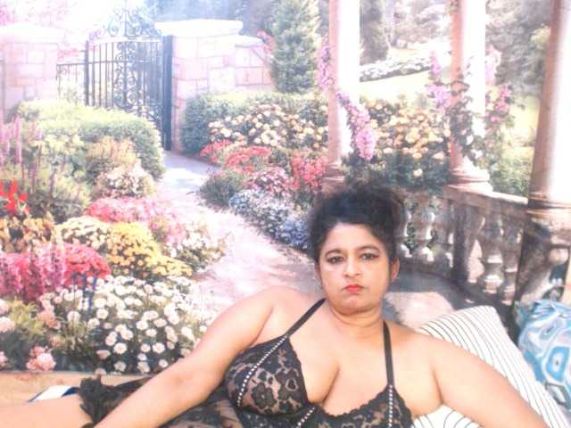 Indianstar75 webcam