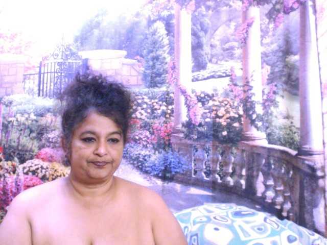 Indianstar75 webcam