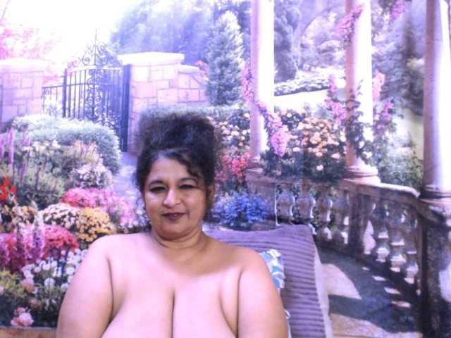 Indianstar75 webcam