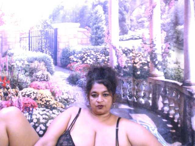 Indianstar75 webcam