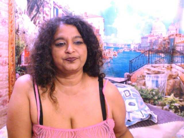 Indianstar75 webcam