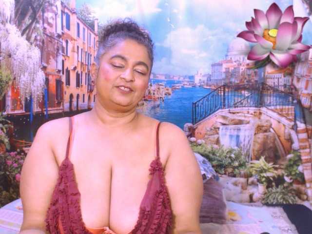 Indianstar75 webcam