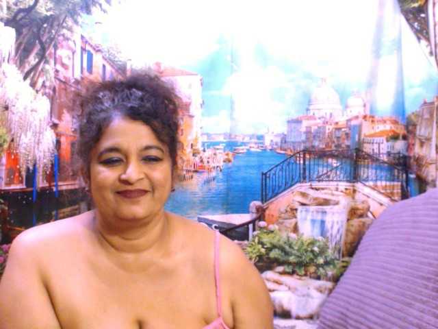 Indianstar75 webcam