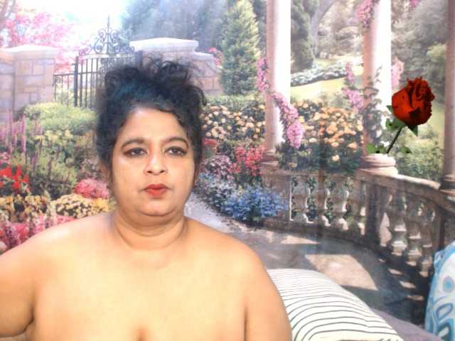 Indianstar75 webcam