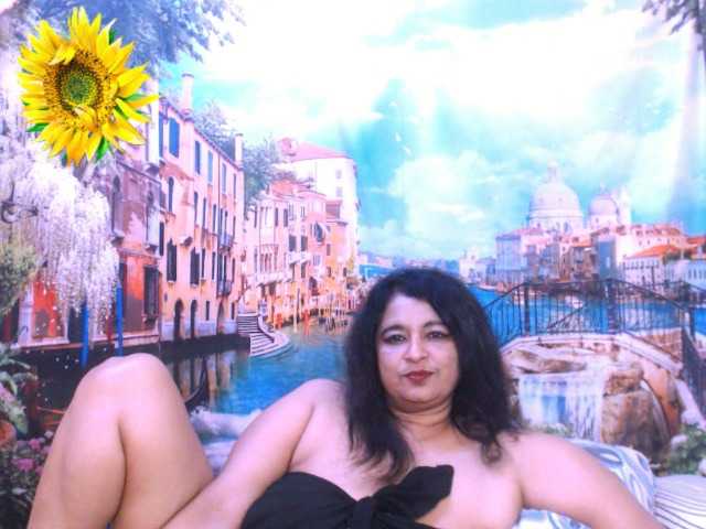 Indianstar75 webcam