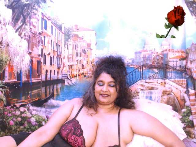 Indianstar75 webcam